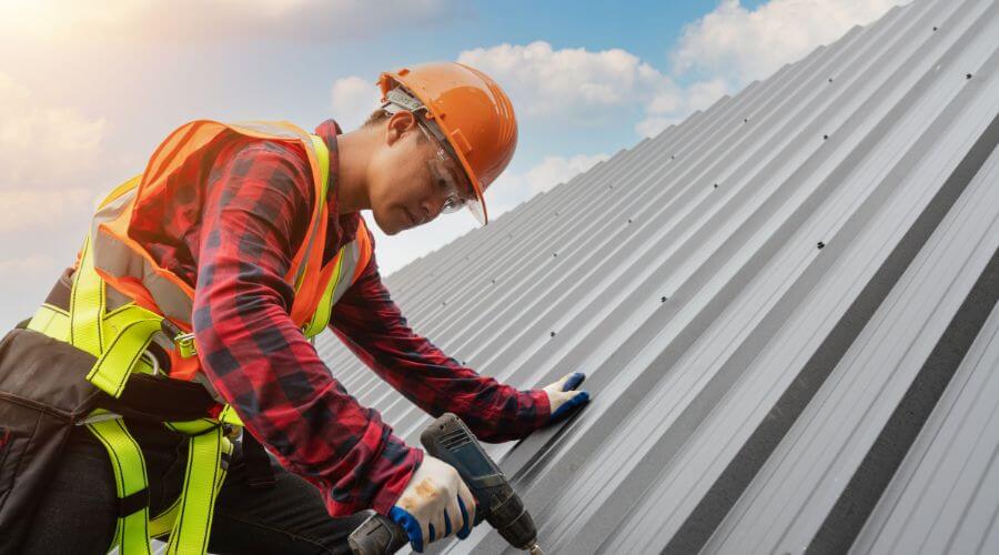GAF certified roofer in South Hutchinson, KS